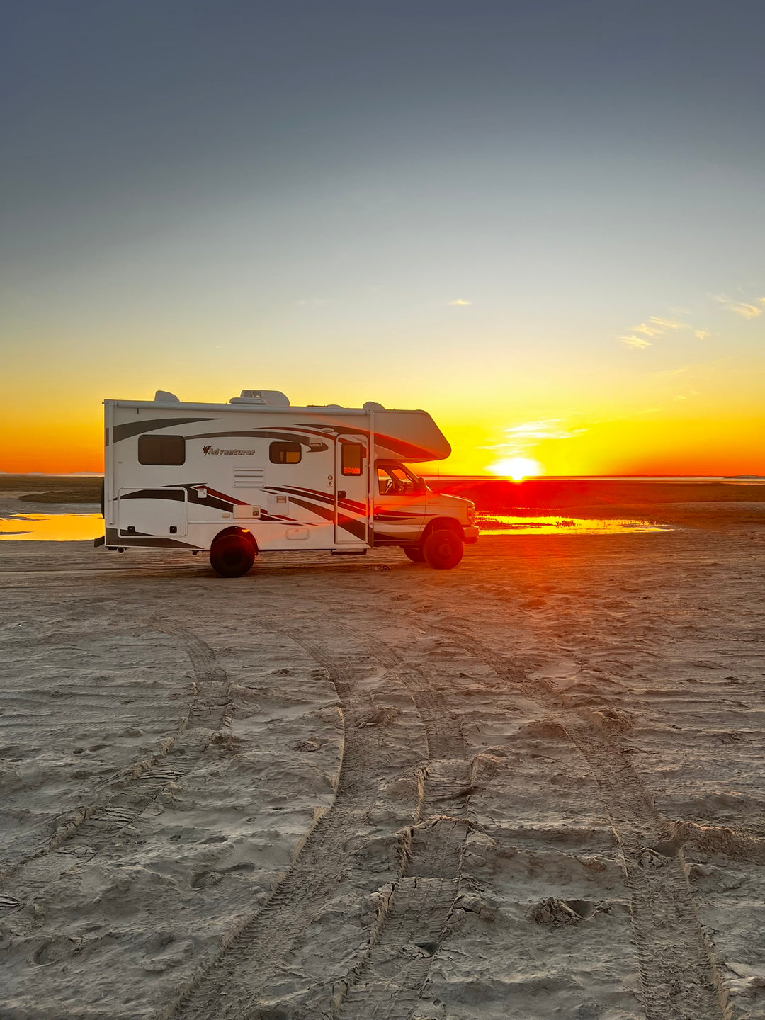 2016 Ford Adventurer 23RB