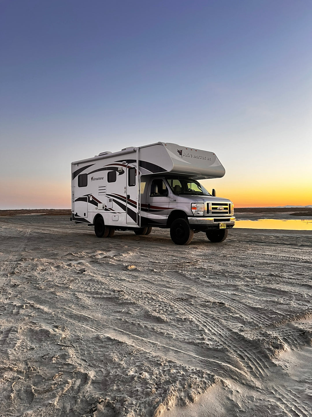 2016 Ford Adventurer 23RB